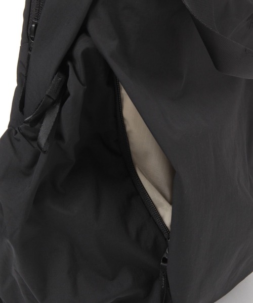 THE NORTH FACE(ザノースフェイス)の「【THE NORTH FACE(ザ・ノース・フェイス)】Ficus Pack(バックパック/リュック・レディース・ブラック・FREE)」の13枚目の写真