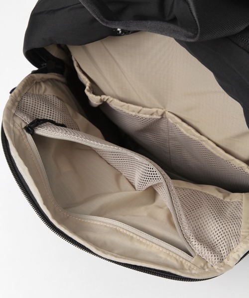 THE NORTH FACE(ザノースフェイス)の「【THE NORTH FACE(ザ・ノース・フェイス)】Ficus Pack(バックパック/リュック・レディース・ブラック・FREE)」の14枚目の写真