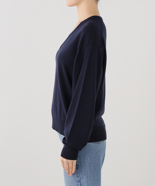 FRAMeWORK(フレームワーク)の「JOHN SMEDLEY/ジョンスメドレー ROSANNE 24G VPO(ニット/セーター・レディース・モカ/ブラウン系その他/ネイビー・FREE)」の4枚目の写真