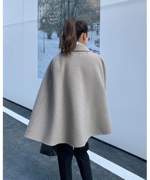 BIRTHDAY BASH（バースデイバッシュ）の「ALETTA 3WAY CAPE COAT（アレッタ3WAYケープコート）（ポンチョ・レディース・ベージュ/ブラック・FREE）」の8枚目の写真