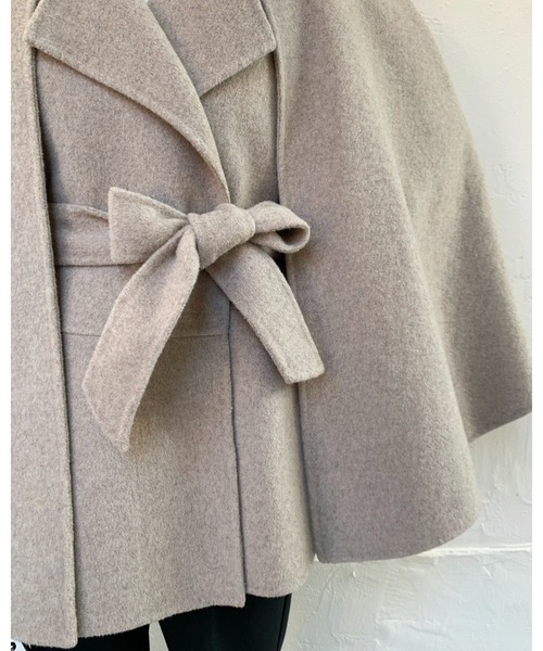 BIRTHDAY BASH（バースデイバッシュ）の「ALETTA 3WAY CAPE COAT（アレッタ3WAYケープコート）（ポンチョ・レディース・ベージュ/ブラック・FREE）」の16枚目の写真