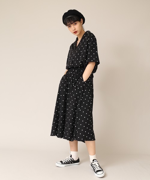 PUNYUS（プニュズ）の「ドットロングスカート（スカート・レディース・ブラック/ピンク・1/4/2/3）」の3枚目の写真