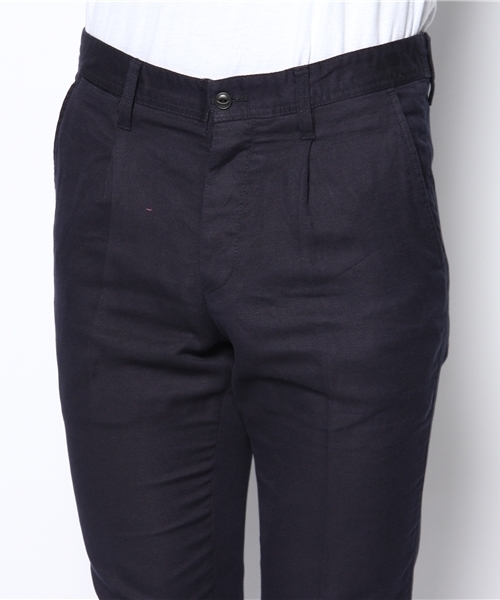 KATHARINE HAMNETT LONDON （キャサリンハムネットロンドン）の「コットンリネントリコチン（スラックス・メンズ・ホワイト/ネイビー・SMALL/MEDIUM/LARGE）」の6枚目の写真