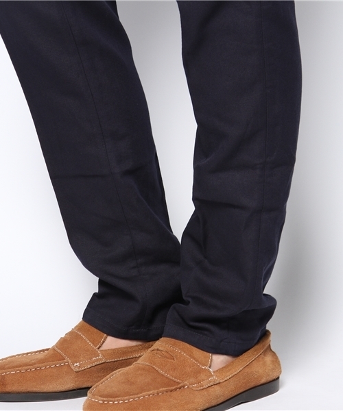 KATHARINE HAMNETT LONDON （キャサリンハムネットロンドン）の「コットンリネントリコチン（スラックス・メンズ・ホワイト/ネイビー・SMALL/MEDIUM/LARGE）」の9枚目の写真