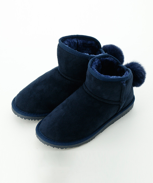 Catherine Cottage（キャサリンコテージ）の「ムートン風ボアブーツ バックファー（ブーツ・キッズ・ベージュ/ネイビー/ピンク・23/24/22/20/19/21）」の7枚目の写真