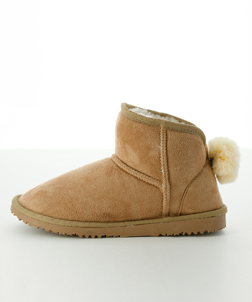 Catherine Cottage（キャサリンコテージ）の「ムートン風ボアブーツ バックファー（ブーツ・キッズ・ベージュ/ネイビー/ピンク・23/24/22/20/19/21）」の8枚目の写真