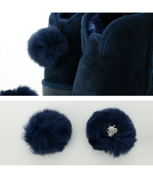 Catherine Cottage（キャサリンコテージ）の「ムートン風ボアブーツ バックファー（ブーツ・キッズ・ベージュ/ネイビー/ピンク・23/24/22/20/19/21）」の5枚目の写真