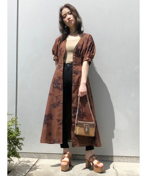 MURUA（ムルーア）の「ドリーフラワーガウンワンピース（ワンピース・レディース・ブラウン/マスタード・FREE）」の21枚目の写真
