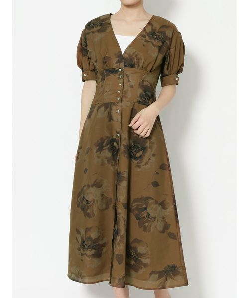 MURUA（ムルーア）の「ドリーフラワーガウンワンピース（ワンピース・レディース・ブラウン/マスタード・FREE）」の17枚目の写真