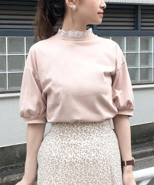 one after another NICE CLAUP（ワンアフターアナザーナイスクラップ）の「異素材フリル 衿トップス（Tシャツ/カットソー・レディース・ベージュ/アイボリー/モカ・FREE）」の3枚目の写真