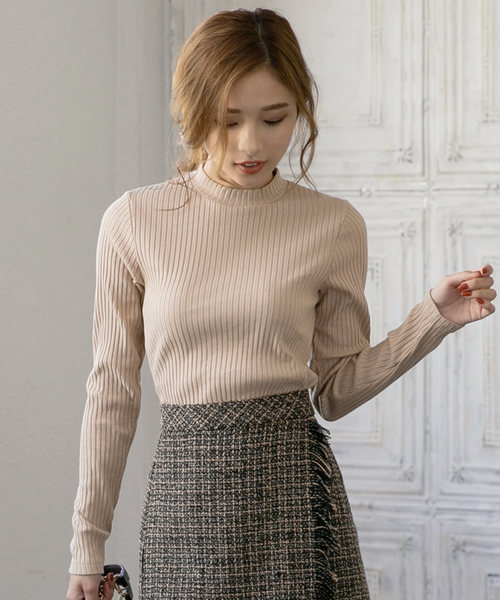 KOBE LETTUCE（コウベレタス）の「[スクエアorプチハイネック]選べる2typeテレコトップス（ニット/セーター・レディース・ブラック/ベージュ/オフホワイト/グリーン/ホワイト系その他/ブラック系その他/ベージュ系その他/グリーン系その他・1/2）」の6枚目の写真