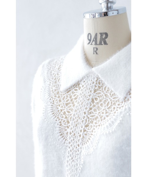 cawaii(カワイイ)の「モヘア風Vネックレースの襟付きニットトップ(ニット/セーター・レディース・ホワイト/ブラック・FREE)」の15枚目の写真