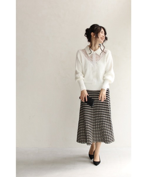 cawaii(カワイイ)の「モヘア風Vネックレースの襟付きニットトップ(ニット/セーター・レディース・ホワイト/ブラック・FREE)」の18枚目の写真