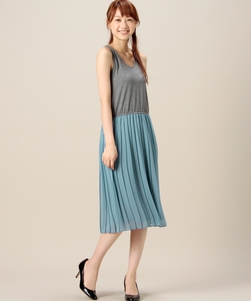 BEAUTY&YOUTH UNITED ARROWS(ビューティーアンドユースユナイテッドアローズ)の「BYSF ハイネック×プリーツ カサネワンピース ◆(ワンピース・レディース・ホワイト/ブラック/ネイビー・フリー)」の9枚目の写真