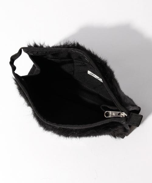PORTER（ポーター）の「PORTER×BEAMS BOY / フェイクファー ポーチ（ポーチ・レディース・ブラック/ベージュ・ONE SIZE）」の10枚目の写真