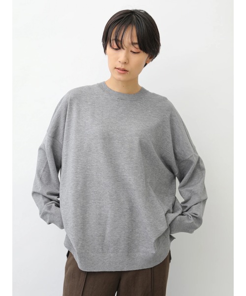 AMERICAN HOLIC(アメリカンホリック)の「クルーネック前後差ニットチュニック *(ニット/セーター・レディース・グリーン/アイボリー/杢グレー/マスタード/ブラウン/ベージュ/ブラック・FREE)」の4枚目の写真