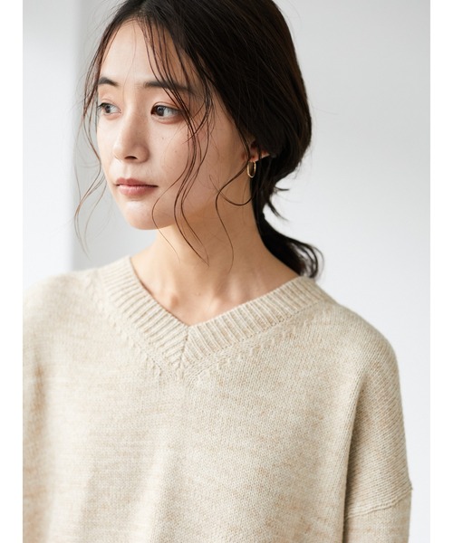 CRAFT STANDARD BOUTIQUE(クラフトスタンダードブティック)の「Vネックニットチュニック *(ニット/セーター・レディース・アイボリー/カーキ/ブラウン・FREE)」の20枚目の写真
