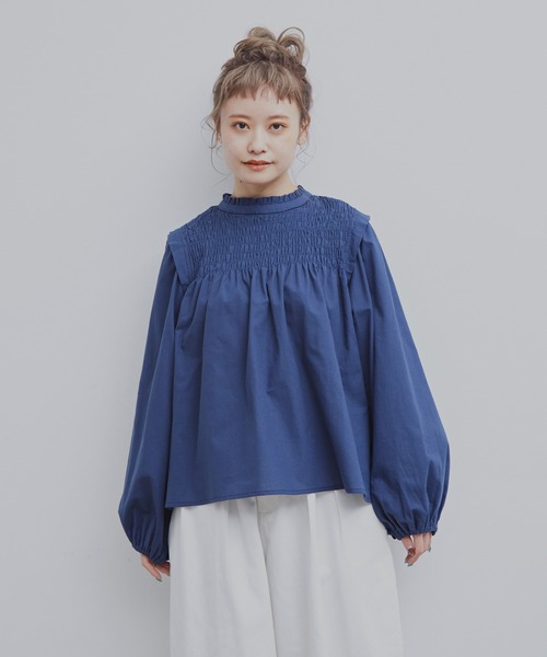 MERLOT（メルロー）の「シャーリングスタンドブラウス（シャツ/ブラウス・レディース・ナチュラル/ネイビー・FREE）」の12枚目の写真