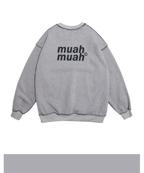 [muahmuah]SIGNATURE BACKPOINT スウェットシャツ★新作・24AW★ A'GEM/9 × .kom『muah muah/ムーアムーア』MUAH SIGNATURE