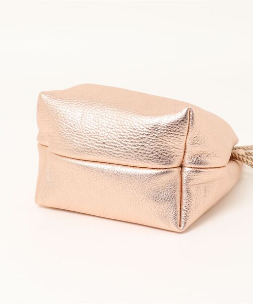 NATURAL BEAUTY BASIC（ナチュラルビューティーベーシック）の「VICEVERSA 巾着型トート（ショルダーバッグ・レディース・ゴールド/ホワイト・ﾌﾘ-）」の7枚目の写真