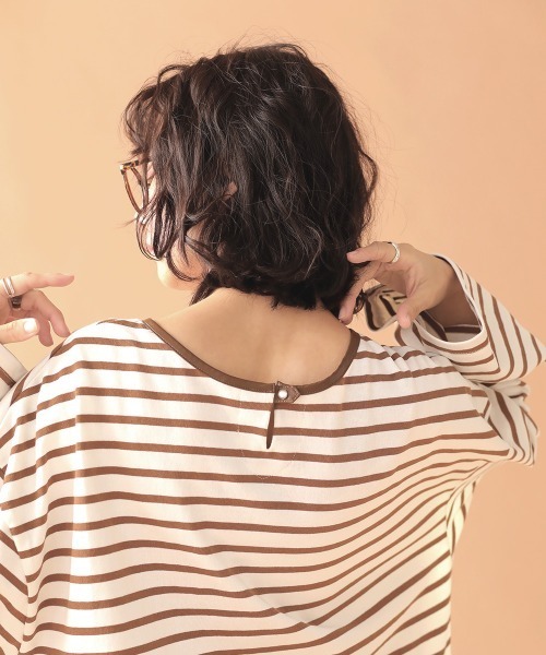 Bab（バブ）の「【WEB限定】ビッグシルエットボーダー袖ボリュームトップス（Tシャツ/カットソー・レディース・ネイビー/ブラウン/ライトグリーン・FREE）」の7枚目の写真