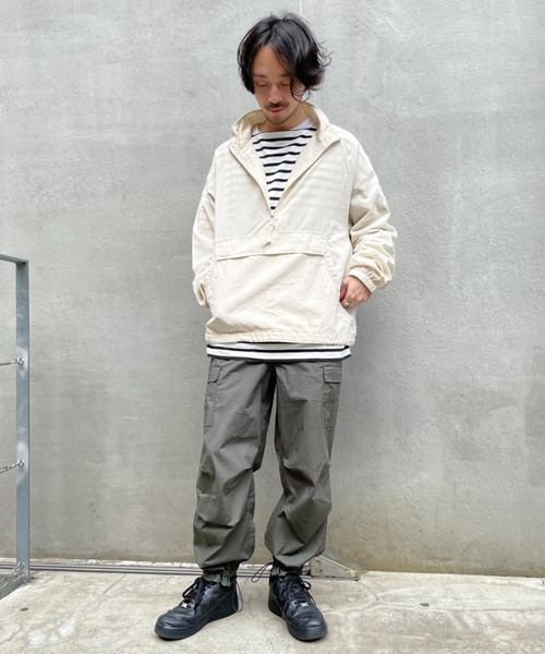 CIAOPANIC TYPY（チャオパニックティピー）の「光沢リネンアノラックスタンドジャケット（ブルゾン・メンズ・オフホワイト/カーキ/ブルー・S/M/L/XL）」の8枚目の写真