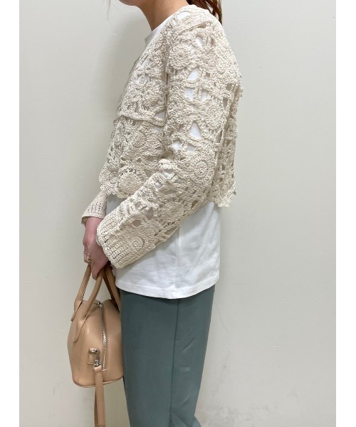 DAIS-Y（デイジー）の「クロップド丈クロシェ編みプルオーバー（ニット/セーター・レディース・ブラック/ベージュ/ブルー・FREE）」の13枚目の写真