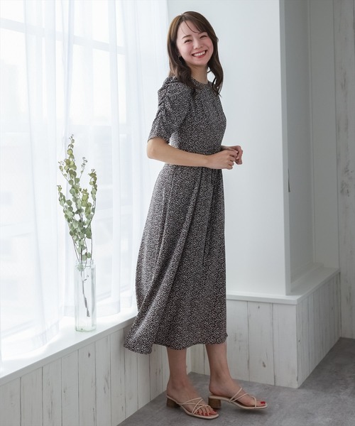 clear(クリア)の「ダルメシアンギャザースリーブワンピース(ワンピース・レディース・ブラウン/オフホワイト/ライトブラウン・F)」の10枚目の写真