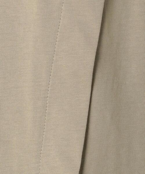 MAISON MAVERICK PRESENTS(メゾンマベリックプレゼンツ)の「<MAISON MAVERICK PRESENTS>ショルダーカットTシャツ :(Tシャツ/カットソー・レディース・ホワイト/ベージュ・38)」の16枚目の写真