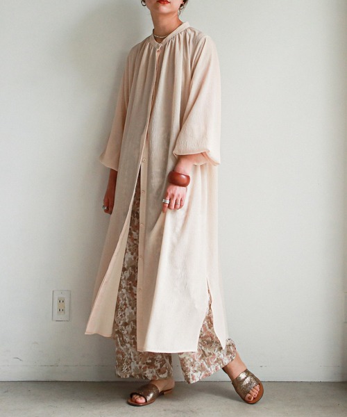 feepur（フェピュール）の「ロングシアーシャツワンピース（シャツワンピース・レディース・ブルーグレー/ラベンダー/ピンクベージュ・MEDIUM）」の20枚目の写真