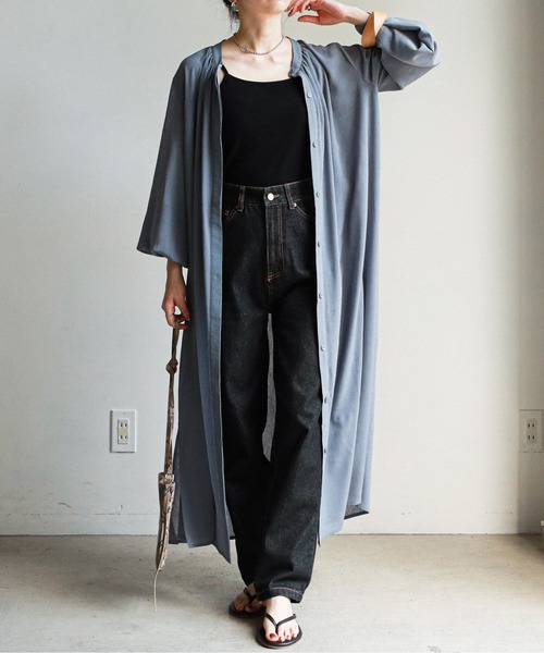 feepur（フェピュール）の「ロングシアーシャツワンピース（シャツワンピース・レディース・ブルーグレー/ラベンダー/ピンクベージュ・MEDIUM）」の9枚目の写真