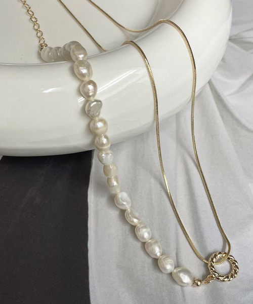 Ein（アイン）の「Ein/アシンメトリーパールネックレス（ネックレス・レディース・A/B・FREE）」の4枚目の写真
