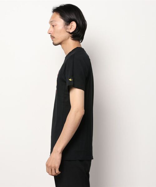 1PIU1UGUALE3 RELAX (ウノピゥウノウグァーレトレ リラックス)の「【別注】1PIU1UGUALE3 RELAX/ウノピゥ ウノ ウグァーレ トレ リラックス/サガラ刺繍 Tシャツ(Tシャツ/カットソー・メンズ・ホワイト/ブラック・MEDIUM/LARGE/X-LARGE/XX-LARGE)」の4枚目の写真