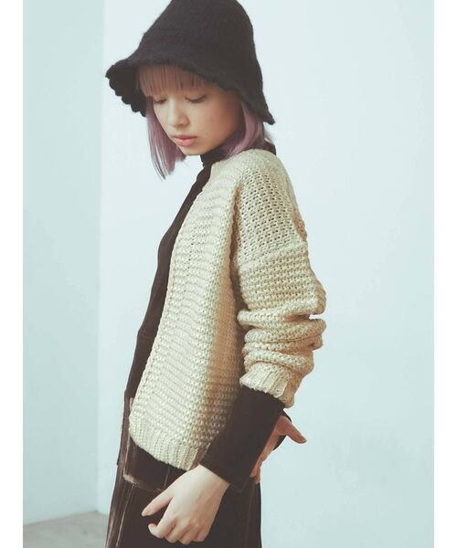 merry jenny（メリージェニー）の「Foilニットカーディガン（カーディガン/ボレロ・レディース・シルバー/ゴールド・FREE）」の14枚目の写真