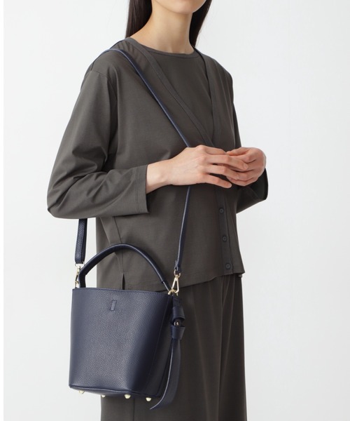 human woman（ヒューマンウーマン）の「AULENTTI 3way BAG（トートバッグ・レディース・ベージュ/ネイビー・ﾌﾘ-）」の2枚目の写真