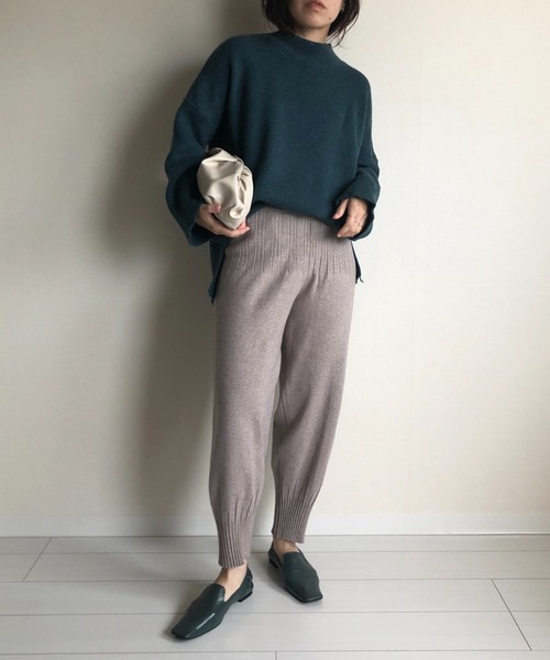 relax knit pants / リラックスな履き心地なウエストゴムニットパンツ