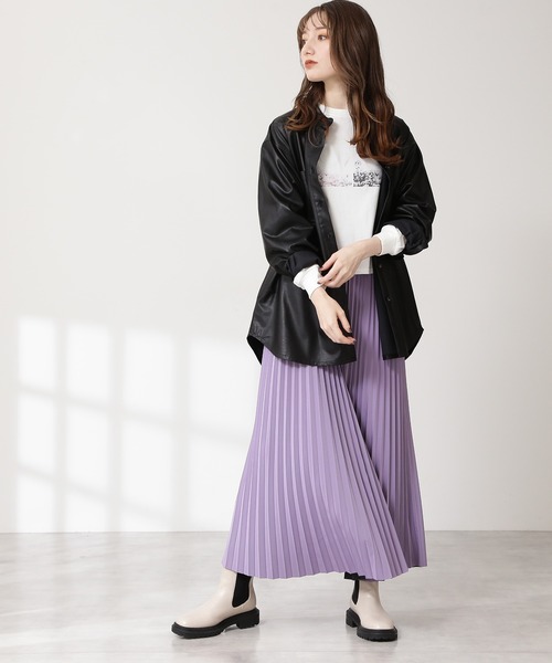 N.（N. Natural Beauty Basic）（エヌエヌナチュラルビューティーベーシック）の「◆フェイクレザーバンドカラーシャツ（シャツ/ブラウス・レディース・ブラック/ナチュラル/グレイッシュブルー・MEDIUM）」の5枚目の写真