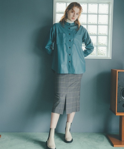 N.（N. Natural Beauty Basic）（エヌエヌナチュラルビューティーベーシック）の「◆フェイクレザーバンドカラーシャツ（シャツ/ブラウス・レディース・ブラック/ナチュラル/グレイッシュブルー・MEDIUM）」の15枚目の写真