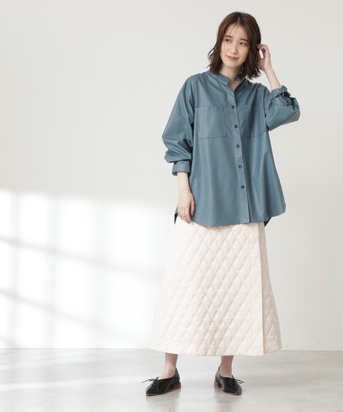 N.（N. Natural Beauty Basic）（エヌエヌナチュラルビューティーベーシック）の「◆フェイクレザーバンドカラーシャツ（シャツ/ブラウス・レディース・ブラック/ナチュラル/グレイッシュブルー・MEDIUM）」の21枚目の写真