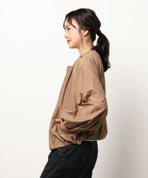 natural couture(ナチュラルクチュール)の「ちょっとモードなたっぷりギャザーブルゾン(ブルゾン・レディース・ブラック/カーキ/ベージュ/ピンク・FREE)」の6枚目の写真