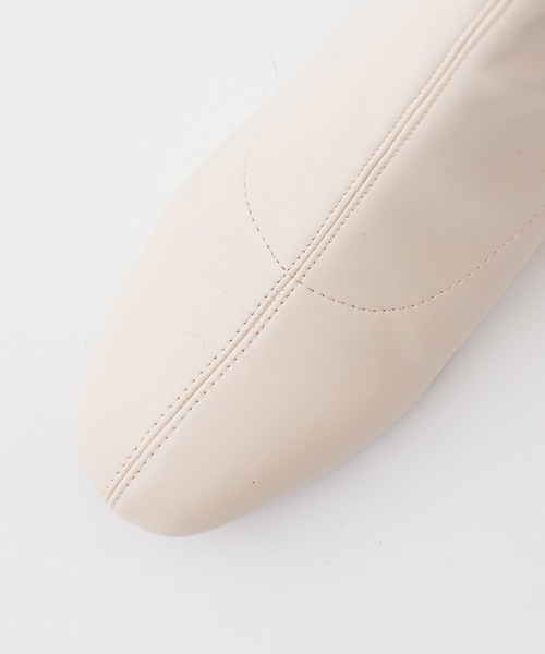 one after another NICE CLAUP(ワンアフターアナザーナイスクラップ)の「ストレッチショートブーツ(ブーツ・レディース・オフホワイト/ブラック/ベージュ・SMALL/MEDIUM/LARGE)」の4枚目の写真