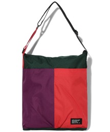 OVERSIZED CARRY-ALL バッグ
