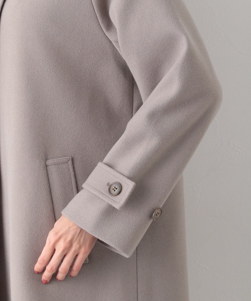 GLOBAL WORK（グローバルワーク）の「軽やかストレッチステンカラーコート/947221（ダッフルコート・レディース・グレー系その他6/ライトベージュ/アイボリー/ダークブラウン・MEDIUM/LARGE）」の7枚目の写真