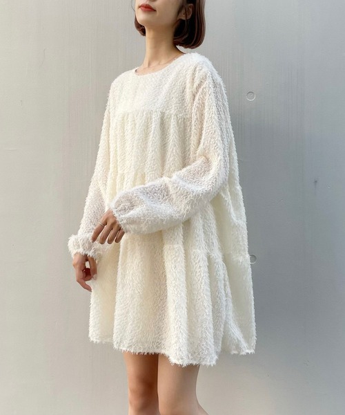 titty&Co. PETIT(ティティアンドコープティ)の「【titty&Co.PETIT】シャギーティアードミニワンピース(ワンピース・レディース・ホワイト/ブラック・SMALL/MEDIUM)」の2枚目の写真