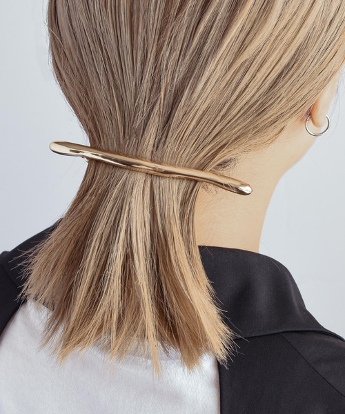 GOLDY(ゴールディ)の「トゥイッグ ライン メタル バレッタ(バレッタ/ヘアクリップ・レディース・シルバー/ゴールド/シルバー系その他/ゴールド系その他・FREE)」の13枚目の写真