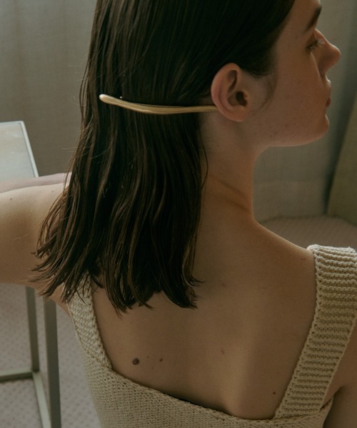 GOLDY(ゴールディ)の「トゥイッグ ライン メタル バレッタ(バレッタ/ヘアクリップ・レディース・シルバー/ゴールド/シルバー系その他/ゴールド系その他・FREE)」の16枚目の写真
