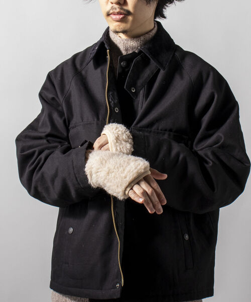 COLD BREAKER（コールドブレーカー）の「【COLDBREAKER/コールドブレーカー】THUMBY 別注ボアハンドウォーマー（手袋・メンズ・チャコールグレー/ダークブラウン/ベージュ・FREE）」の16枚目の写真