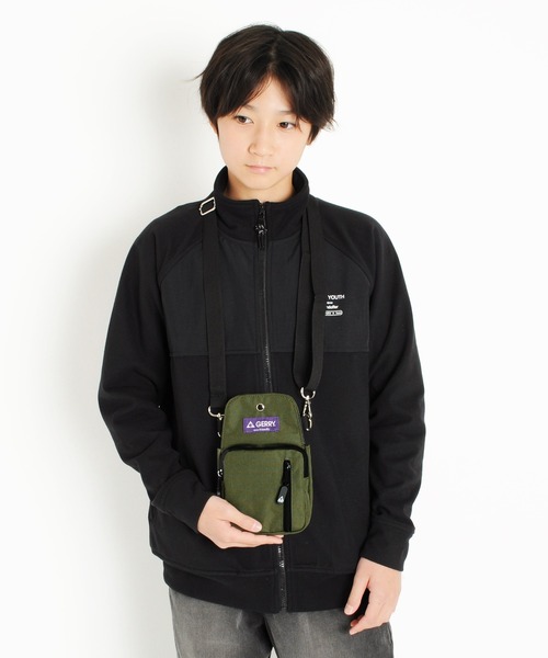 GLAZOS(グラソス)の「【GERRY】3ポケットミニショルダー(ショルダーバッグ・キッズ・ブラック/グレー/カーキ・フリー)」の6枚目の写真