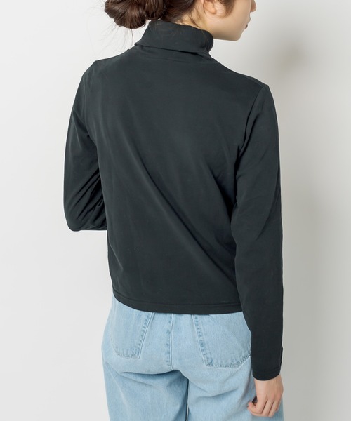 OLIVE des OLIVE（オリーブデオリーブ）の「タートルネックインナー（Tシャツ/カットソー・レディース・ブラック/オフホワイト/スミクロ・FREE）」の13枚目の写真
