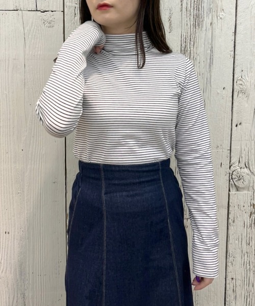 OLIVE des OLIVE（オリーブデオリーブ）の「タートルネックインナー（Tシャツ/カットソー・レディース・ブラック/オフホワイト/スミクロ・FREE）」の6枚目の写真